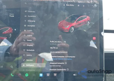 2018 Tesla Model 3 Long Range/Mid Range from USA, damaged, VIN 5YJ3E1EA7JF031173